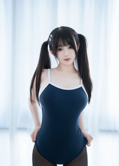 跪下+晨尿+伺候_蓝光全集在线观看