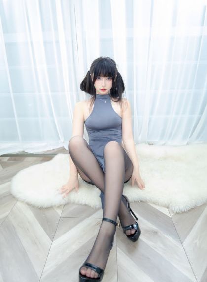 催眠控制男总裁成仆人高h_BD英语在线播放