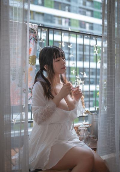 年轻的女医生电影_成人在线观看免费