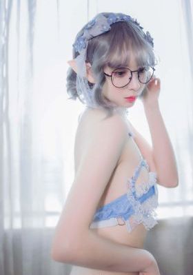 久久久久97国产精华液_1080P高清免费观看