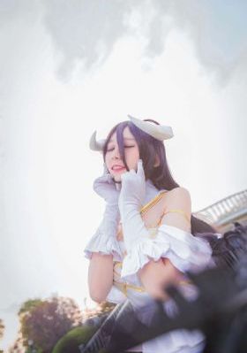 《虚颜》_HD免费播放